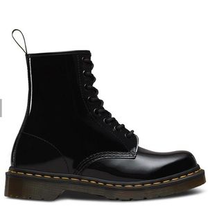 Doc Marten’s 1460s Patent Black